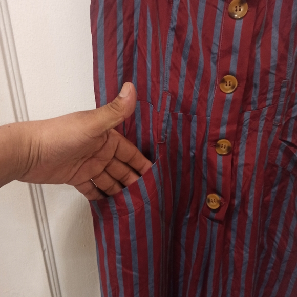 Free People City Girl JumpsuitSize 4 100% viscose. Dry clean only. - Picture 8 of 12